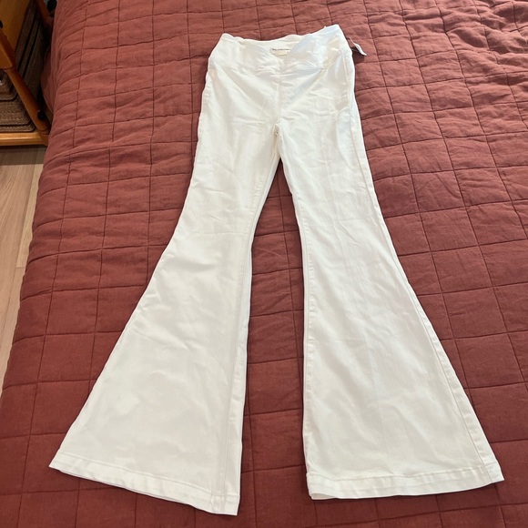 Free People Venice Beach high rise flare worn white, ivory pants - Picture 1 of 9